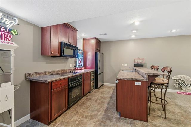 16016 Rosewood Street, Overland Park, KS 66085