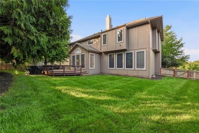 16016 Rosewood Street, Overland Park, KS 66085