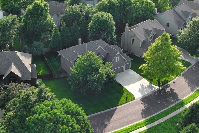16016 Rosewood Street, Overland Park, KS 66085