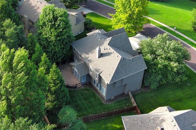 16016 Rosewood Street, Overland Park, KS 66085
