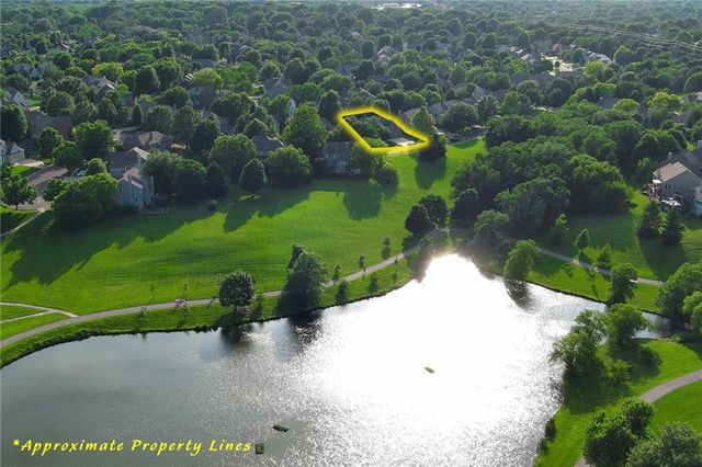 16016 Rosewood Street, Overland Park, KS 66085