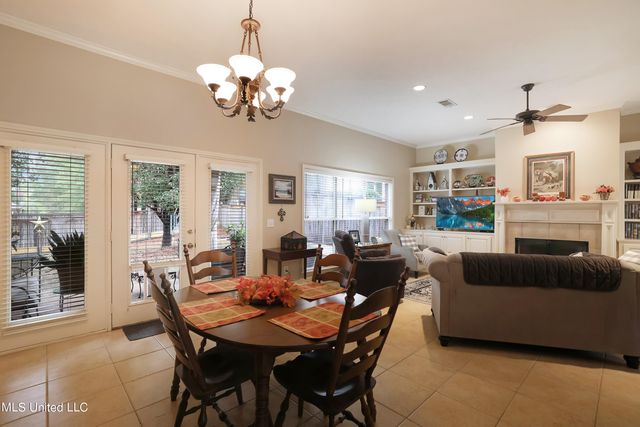 794 Versailles Drive, Ridgeland, MS 39157