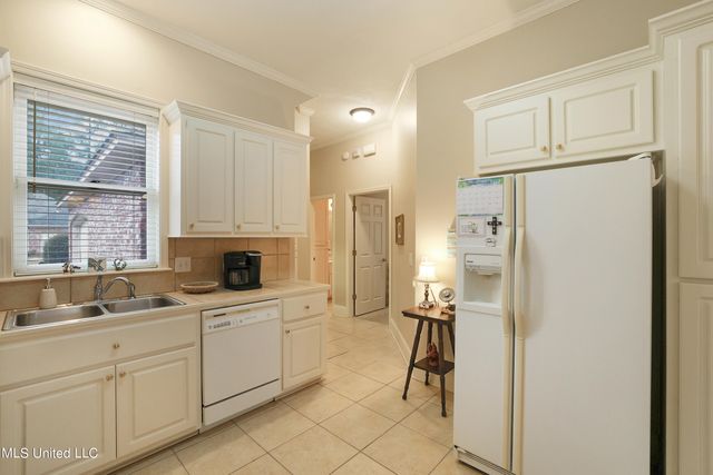 794 Versailles Drive, Ridgeland, MS 39157