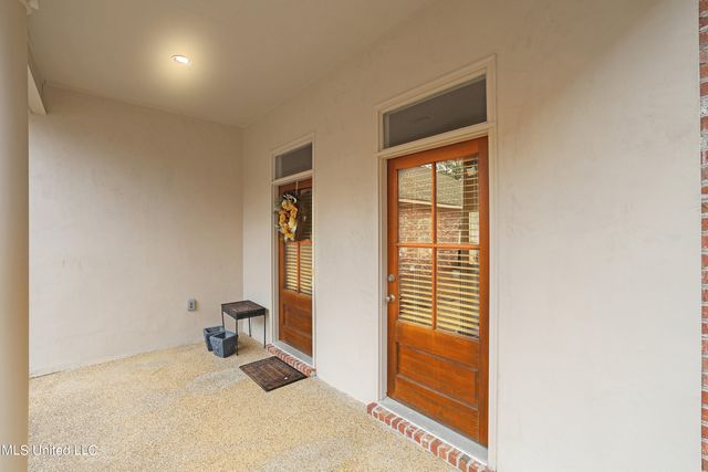 794 Versailles Drive, Ridgeland, MS 39157