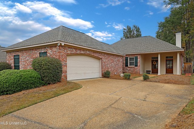 794 Versailles Drive, Ridgeland, MS 39157
