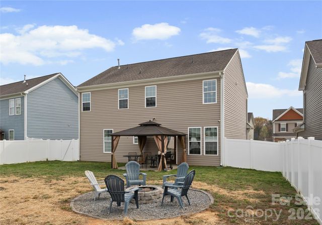 716 Robert Moses Drive, Gastonia, NC 28056