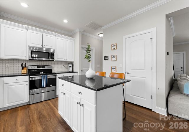 716 Robert Moses Drive, Gastonia, NC 28056