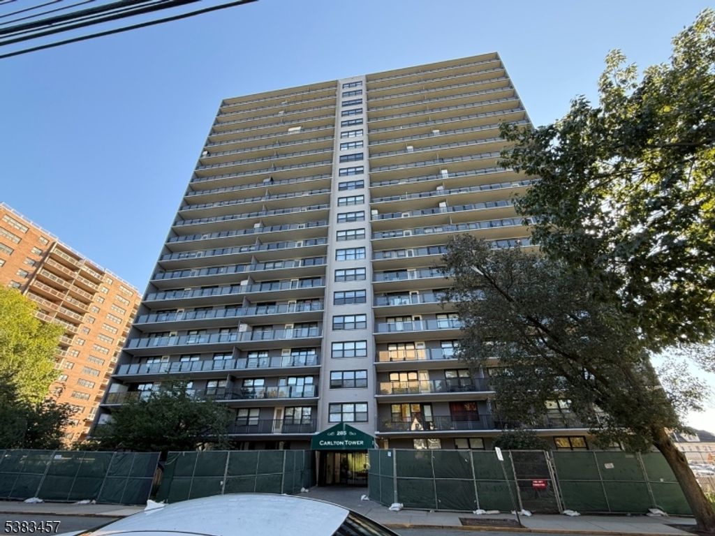 285 Aycrigg Ave 19G, Passaic City, NJ 07055