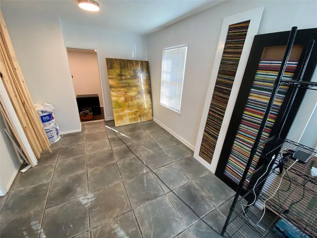 2056 NE 9th Avenue, Wilton Manors, FL 33305