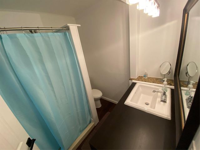 2056 NE 9th Avenue, Wilton Manors, FL 33305