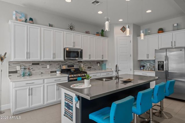 3050 Tapaderos Drive, Wickenburg, AZ 85390