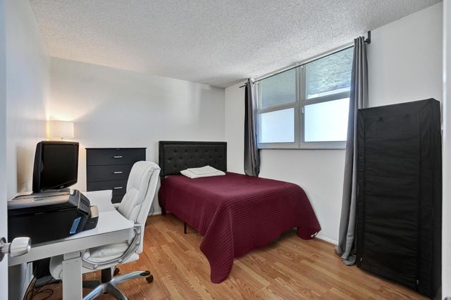 9480 Poinciana Place 304, Davie, FL 33324