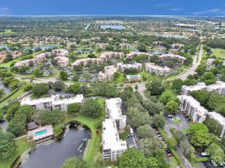 9480 Poinciana Place 304, Davie, FL 33324