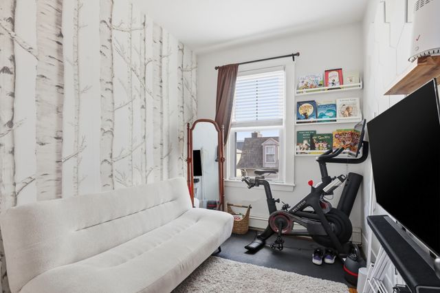16 Sackville St 2, Boston, MA 02129