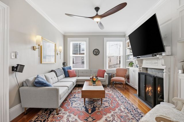 16 Sackville St 2, Boston, MA 02129