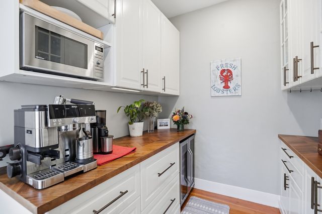 16 Sackville St 2, Boston, MA 02129