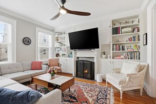 16 Sackville St 2, Boston, MA 02129