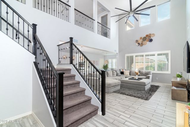 3811 E LODGEPOLE Drive, Gilbert, AZ 85298