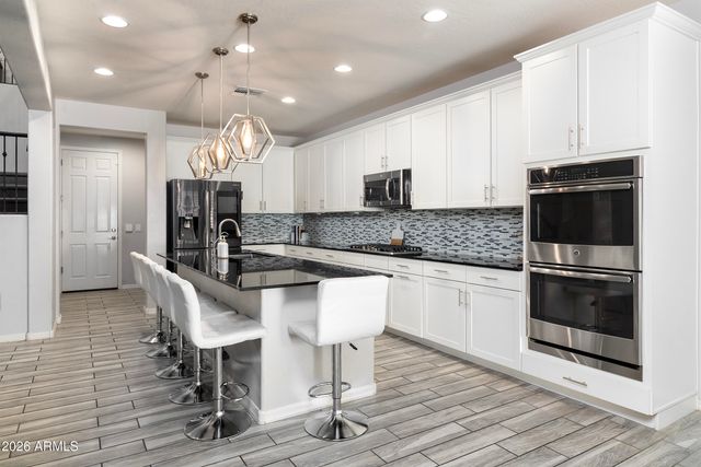 3811 E LODGEPOLE Drive, Gilbert, AZ 85298