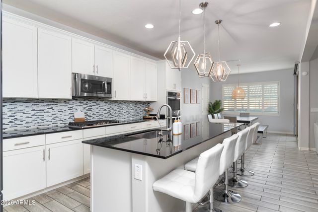 3811 E LODGEPOLE Drive, Gilbert, AZ 85298