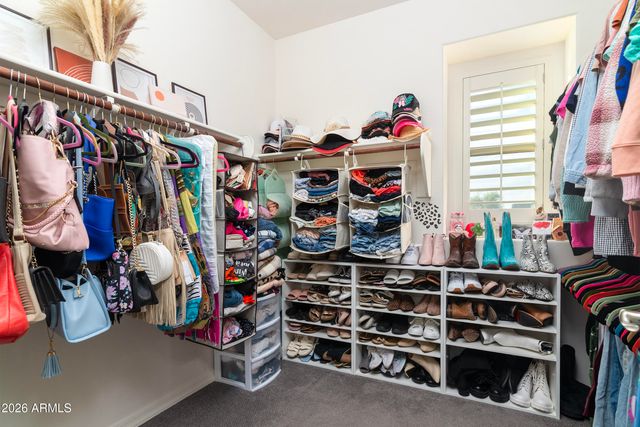 3811 E LODGEPOLE Drive, Gilbert, AZ 85298