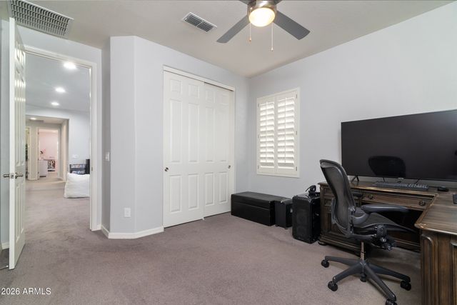 3811 E LODGEPOLE Drive, Gilbert, AZ 85298