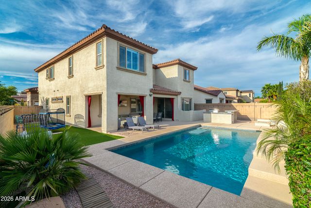 3811 E LODGEPOLE Drive, Gilbert, AZ 85298