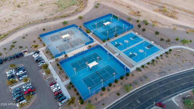 3811 E LODGEPOLE Drive, Gilbert, AZ 85298