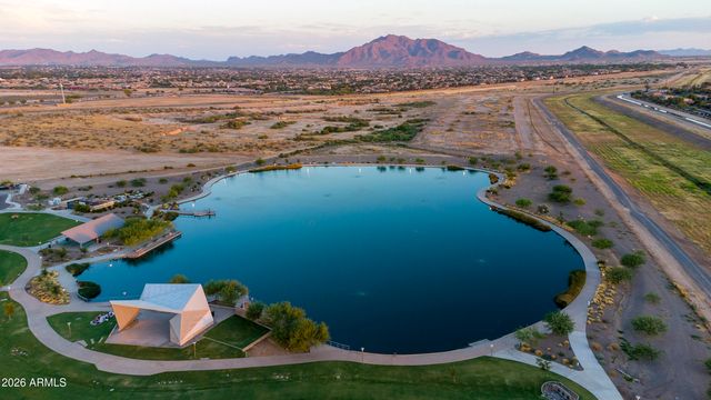 3811 E LODGEPOLE Drive, Gilbert, AZ 85298