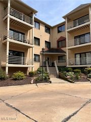 19510 Lorain Road 201, Fairview Park, OH 44126