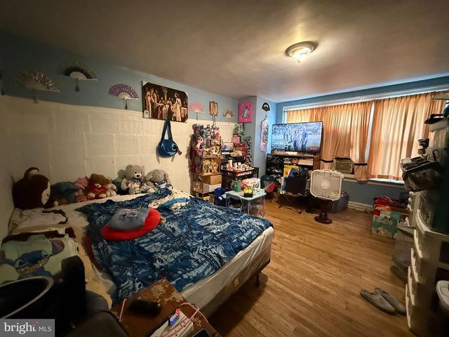 4074 E ROOSEVELT BLVD, Philadelphia, PA 19124