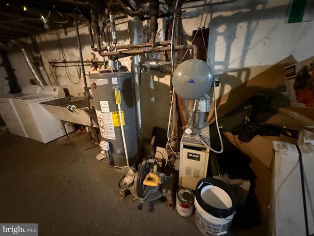4074 E ROOSEVELT BLVD, Philadelphia, PA 19124