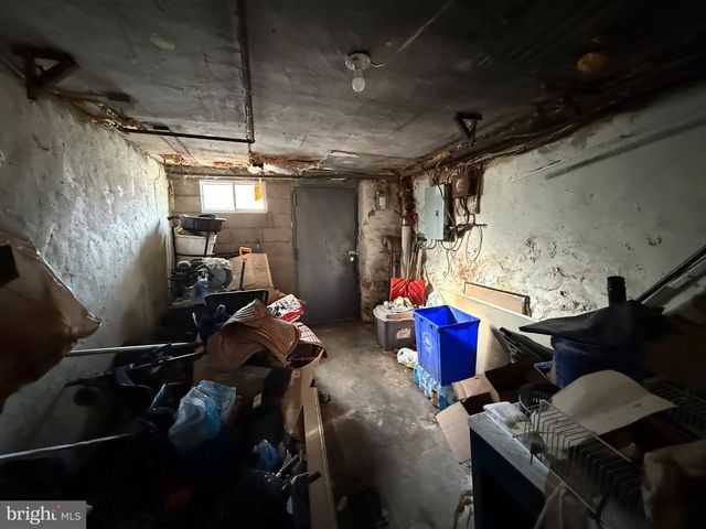 4074 E ROOSEVELT BLVD, Philadelphia, PA 19124