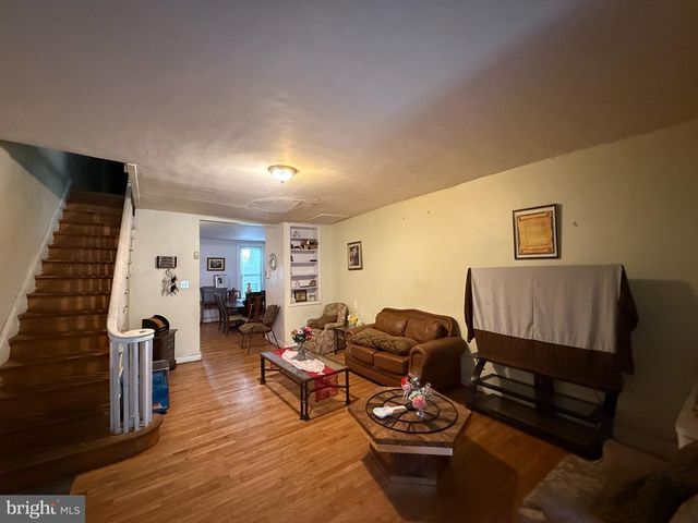 4074 E ROOSEVELT BLVD, Philadelphia, PA 19124