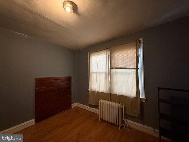 4074 E ROOSEVELT BLVD, Philadelphia, PA 19124