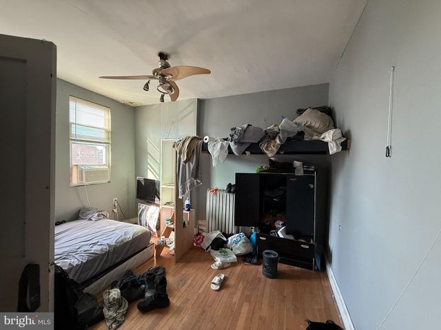 4074 E ROOSEVELT BLVD, Philadelphia, PA 19124