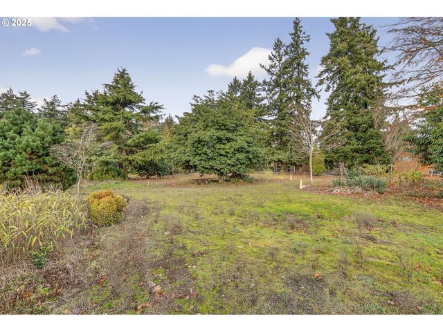 1830 Ne 132ND Ave, Portland, OR 97230