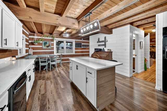 1399 Bethany Rd, Mcminnville, TN 37110