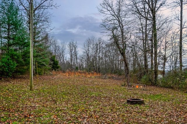 1399 Bethany Rd, Mcminnville, TN 37110