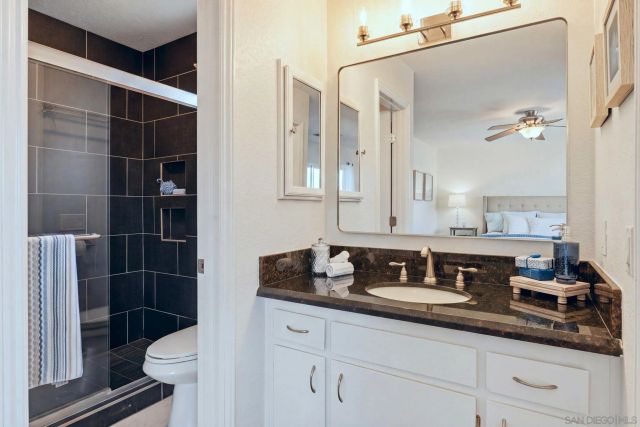 644 A Lado De Loma, Vista, CA 92083