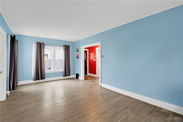 2915 Porter Road, Niagara Falls, NY 14305