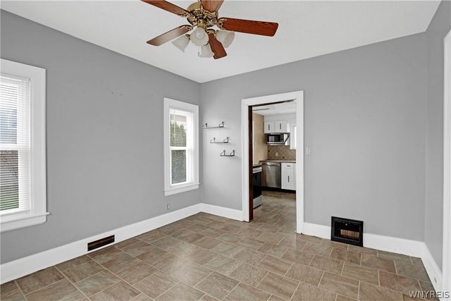 2915 Porter Road, Niagara Falls, NY 14305