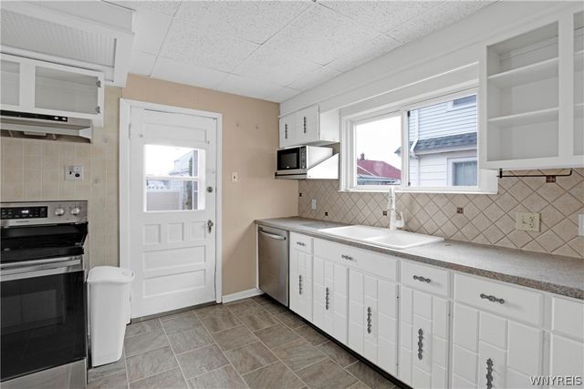 2915 Porter Road, Niagara Falls, NY 14305