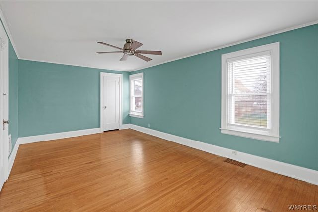 2915 Porter Road, Niagara Falls, NY 14305