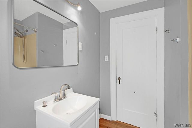 2915 Porter Road, Niagara Falls, NY 14305