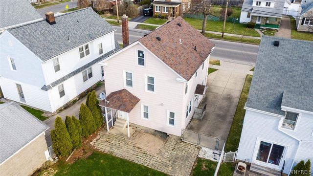 2915 Porter Road, Niagara Falls, NY 14305