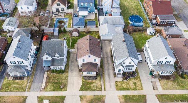 2915 Porter Road, Niagara Falls, NY 14305