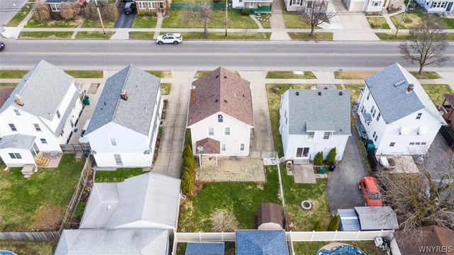 2915 Porter Road, Niagara Falls, NY 14305