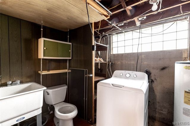 2915 Porter Road, Niagara Falls, NY 14305