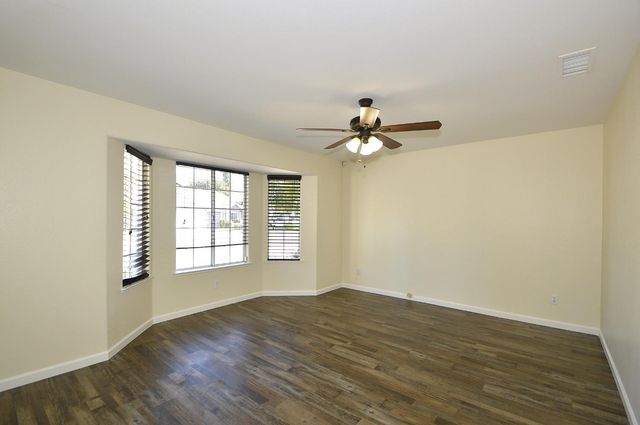 1879 E El Paso Avenue, Fresno, CA 93720